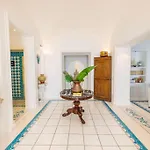 Le Monachelle Villa Capri